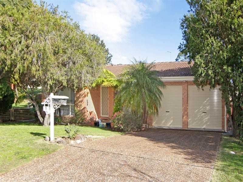 9 Sirius Avenue, Bateau Bay NSW 2261