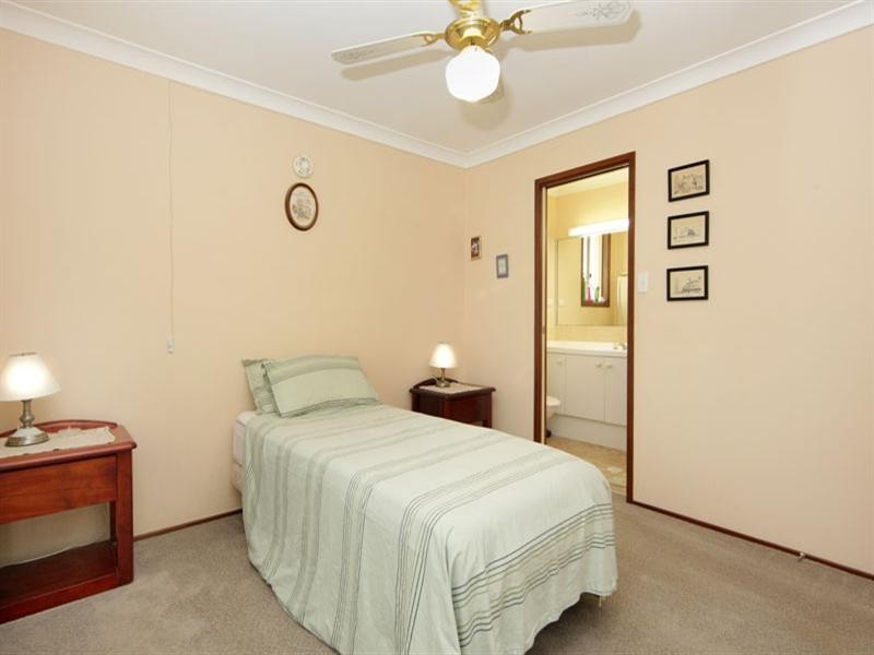 9 Sirius Avenue, Bateau Bay NSW 2261
