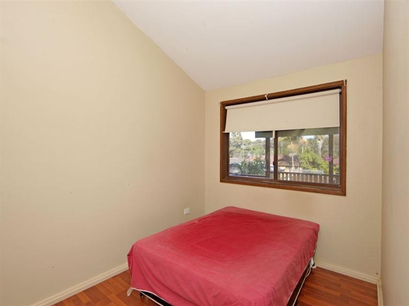 64 Albatross Road, Berkeley Vale NSW 2261