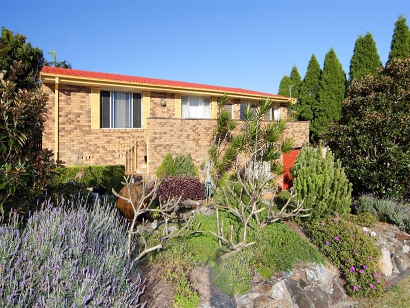 1 Stephenson Road, Bateau Bay NSW 2261