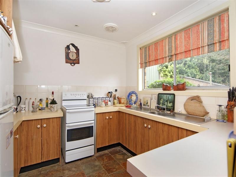 1 Stephenson Road, Bateau Bay NSW 2261