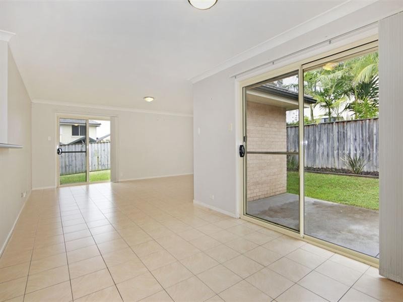 25 Passage Way, Bateau Bay NSW 2261