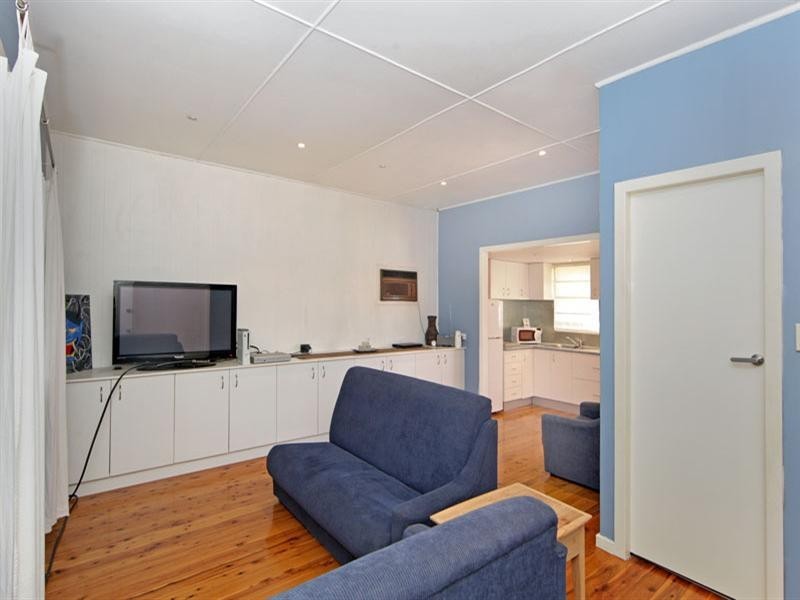 5 Wyong Road, Tumbi Umbi NSW 2261