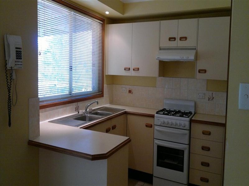 7 Lamb Close, Bateau Bay NSW 2261