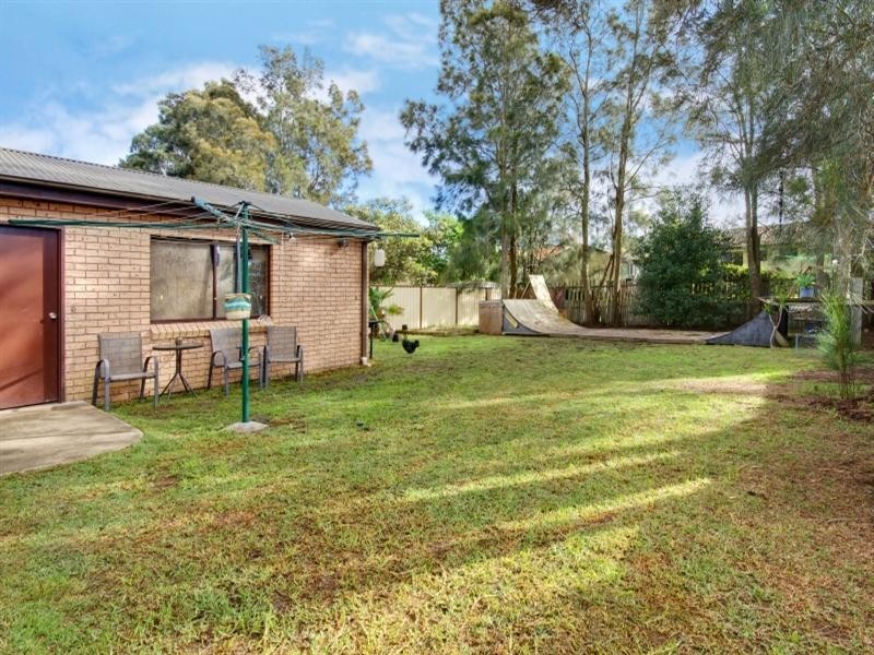 9 Platypus Road, Berkeley Vale NSW 2261