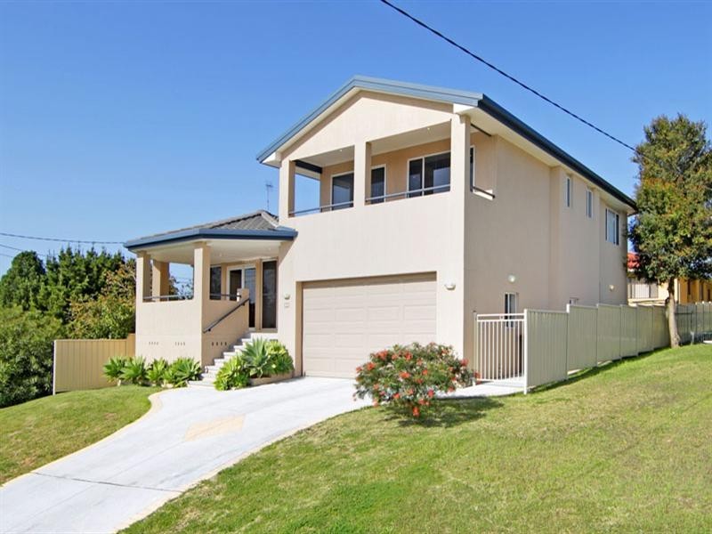 32 Lakeside Parade, The Entrance NSW 2261