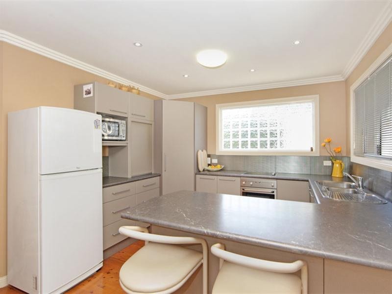 32 Lakeside Parade, The Entrance NSW 2261