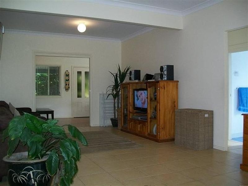 718 The Entrance Road, Bateau Bay NSW 2261