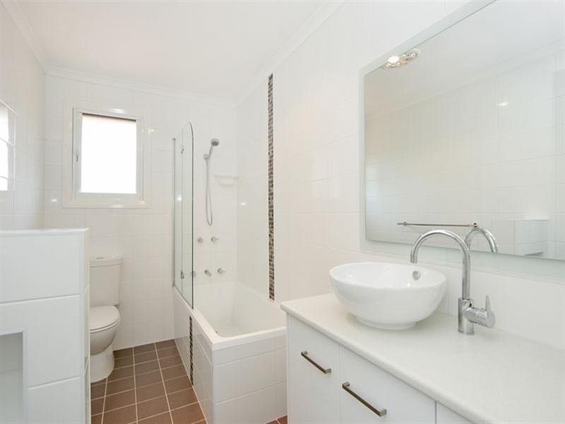 4A Rushby Street, Bateau Bay NSW 2261