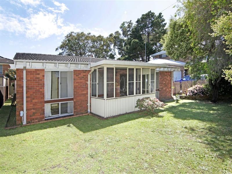 1 Bias Avenue, Bateau Bay NSW 2261