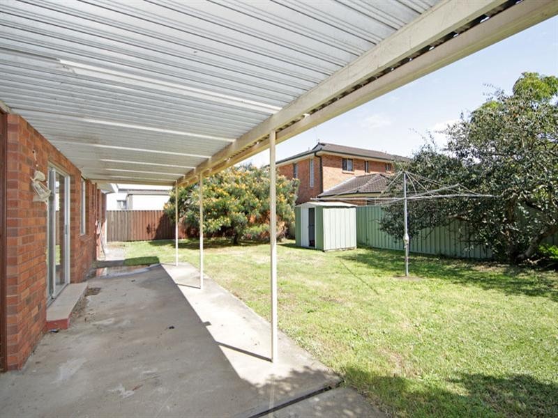 1 Bias Avenue, Bateau Bay NSW 2261