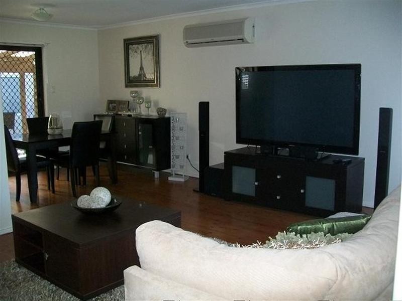 67 Flinders Avenue, Killarney Vale NSW 2261