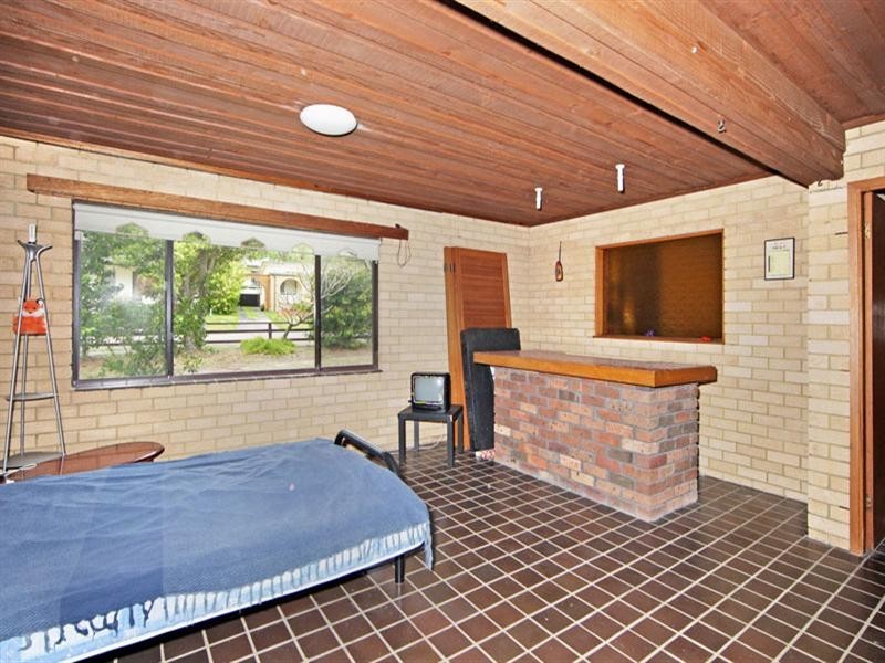 181 Bateau Bay Road, Bateau Bay NSW 2261