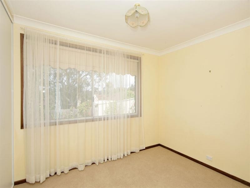 225 Cresthaven Avenue, Bateau Bay NSW 2261