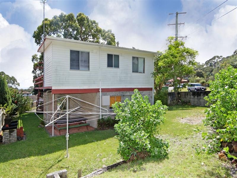 15 Shakespeare Avenue, Bateau Bay NSW 2261