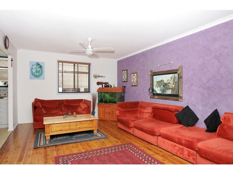 69 Flinders Avenue, Killarney Vale NSW 2261