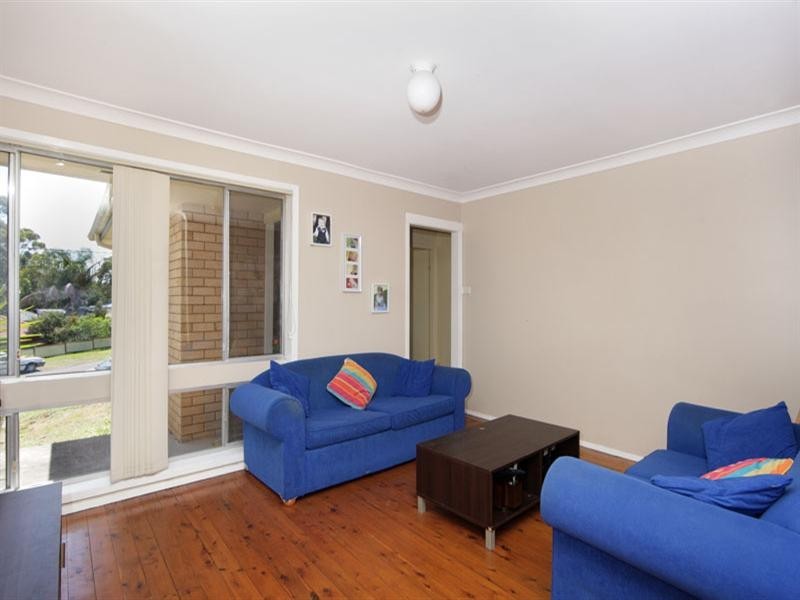 19 Shakespeare Avenue, Bateau Bay NSW 2261