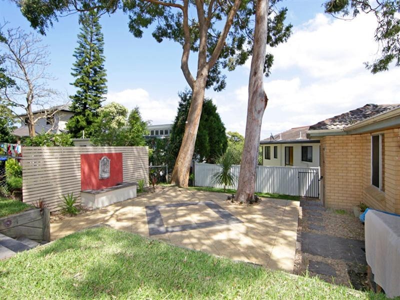 19 Shakespeare Avenue, Bateau Bay NSW 2261