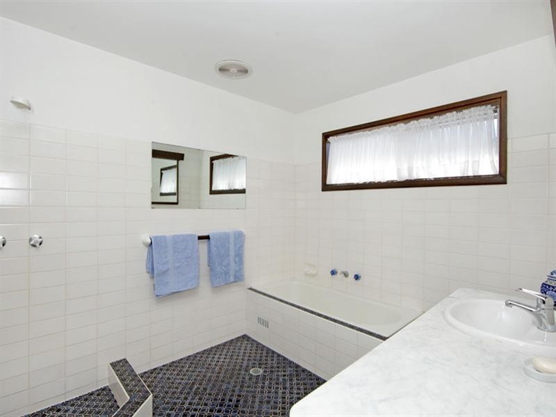 31 George Evans Road, Killarney Vale NSW 2261