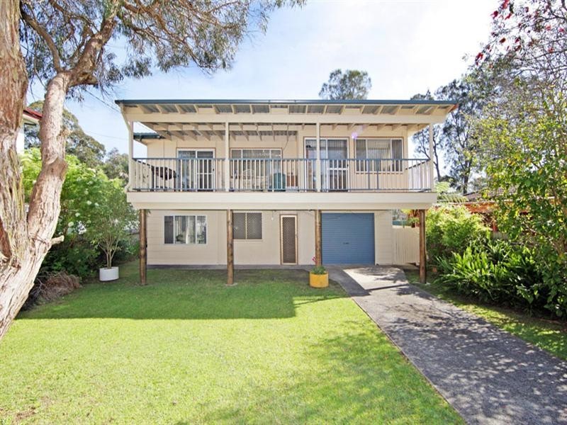 25 Black Swan Street, Berkeley Vale NSW 2261