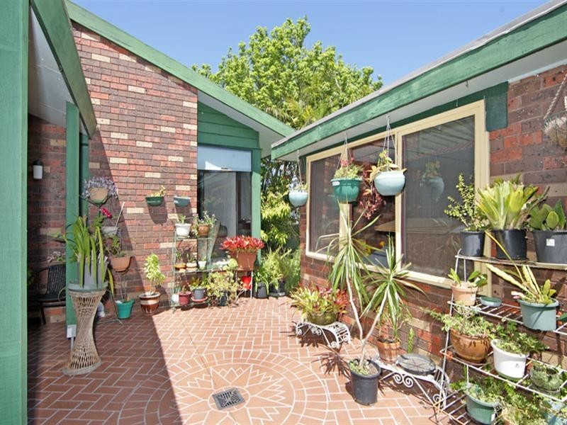 2 Waikiki Close, Killarney Vale NSW 2261