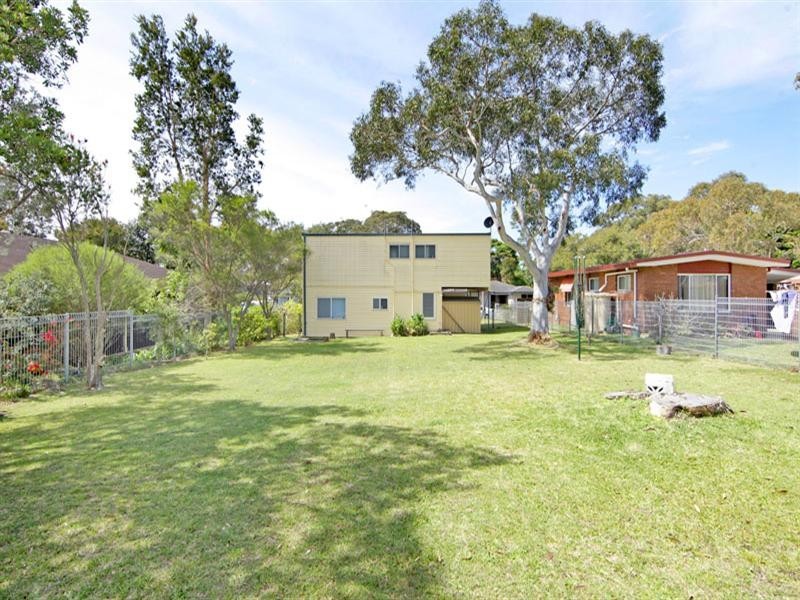 5 Harbour Street, Bateau Bay NSW 2261