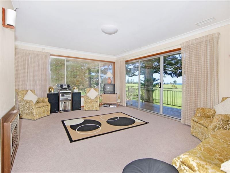 41 Waterview Street, Shelly Beach NSW 2261