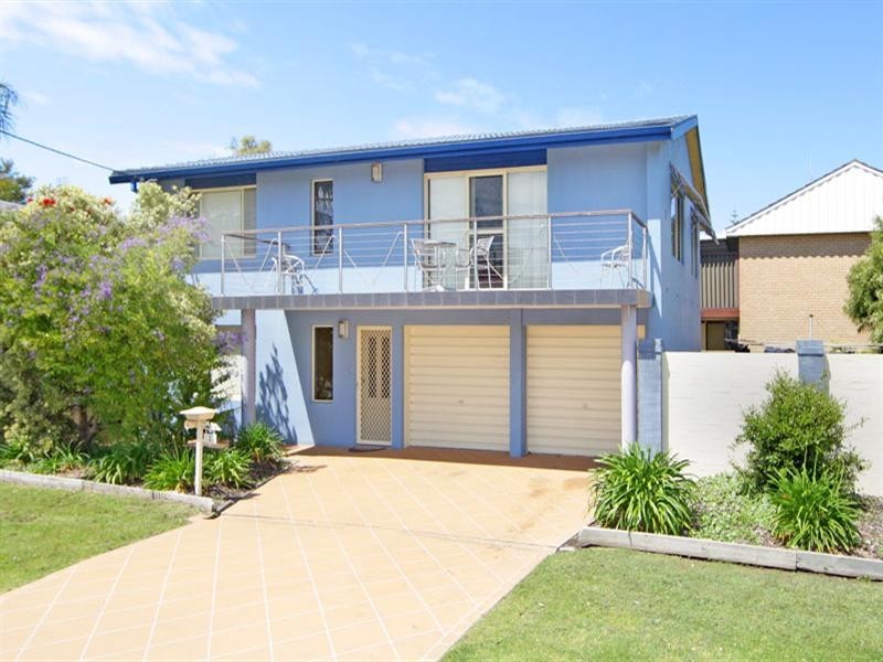 2 Grandview Street, Shelly Beach NSW 2261