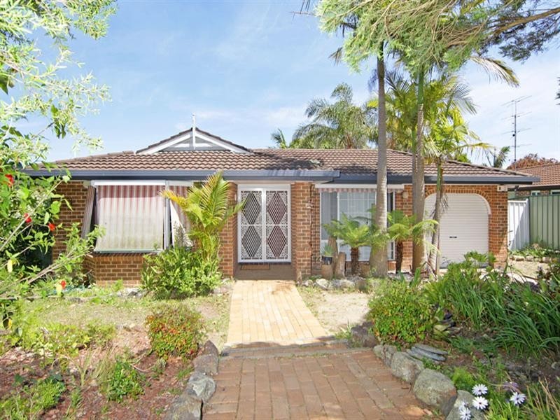 205 Cresthaven Avenue, Bateau Bay NSW 2261