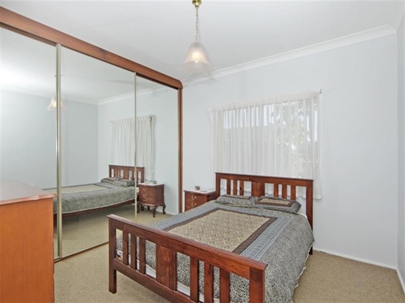 17 Margherita Avenue, Bateau Bay NSW 2261