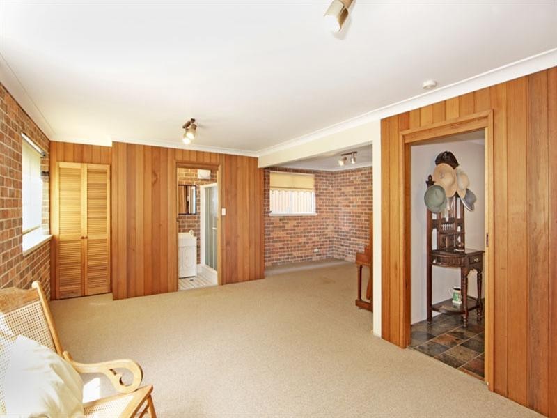 17 Margherita Avenue, Bateau Bay NSW 2261