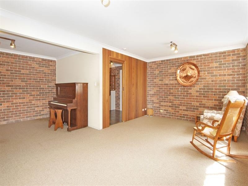 17 Margherita Avenue, Bateau Bay NSW 2261