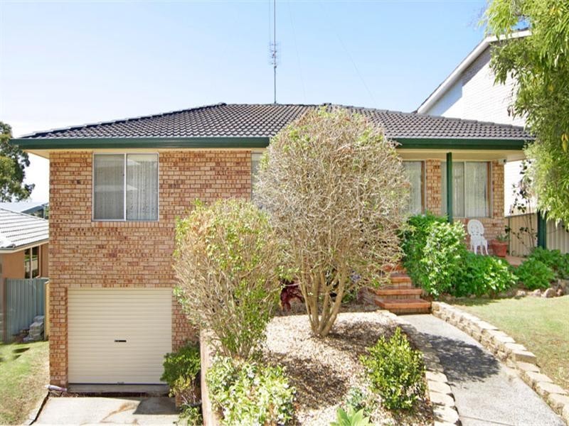 33 Mermaid Drive, Bateau Bay NSW 2261