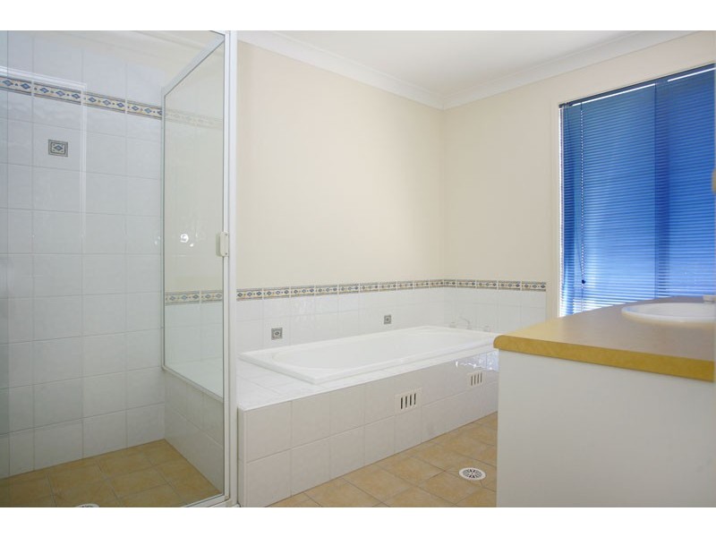 869 The Entrance Road, Wamberal NSW 2260