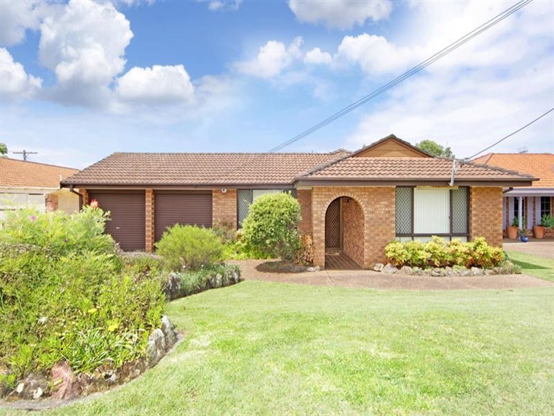 11 Gwydir Street, Bateau Bay NSW 2261