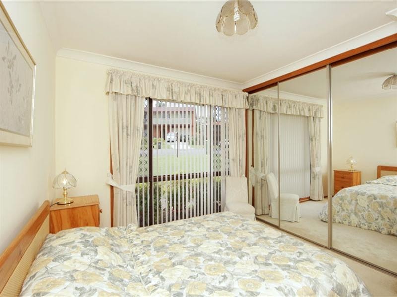 11 Gwydir Street, Bateau Bay NSW 2261