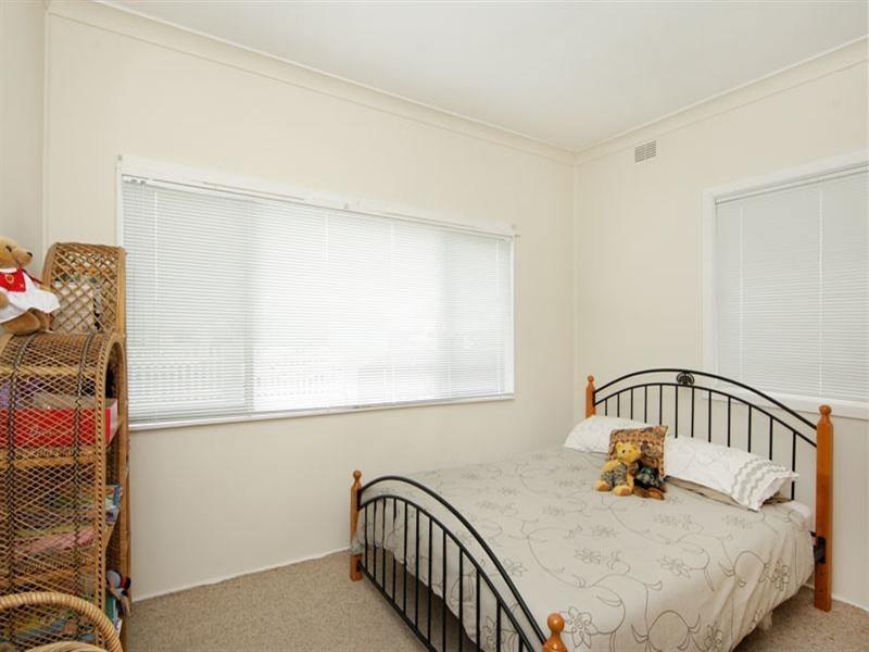 19 Flinders Avenue, Killarney Vale NSW 2261