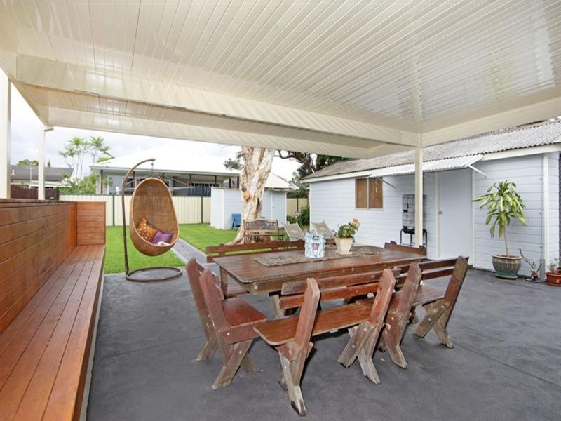 19 Flinders Avenue, Killarney Vale NSW 2261