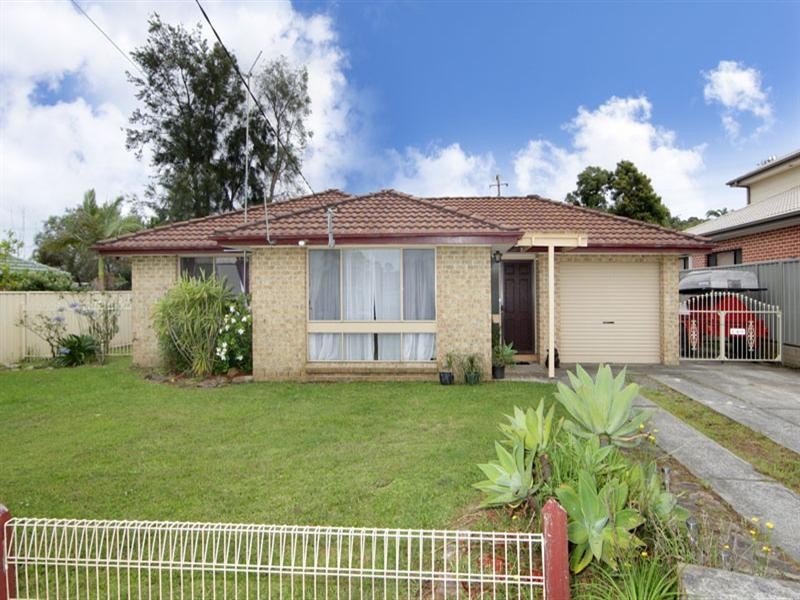 5 Finch Place, Bateau Bay NSW 2261