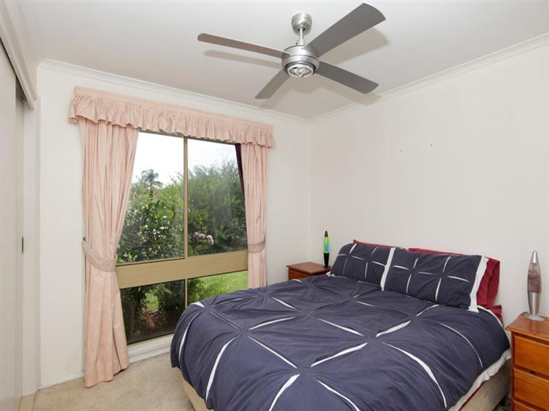 5 Finch Place, Bateau Bay NSW 2261