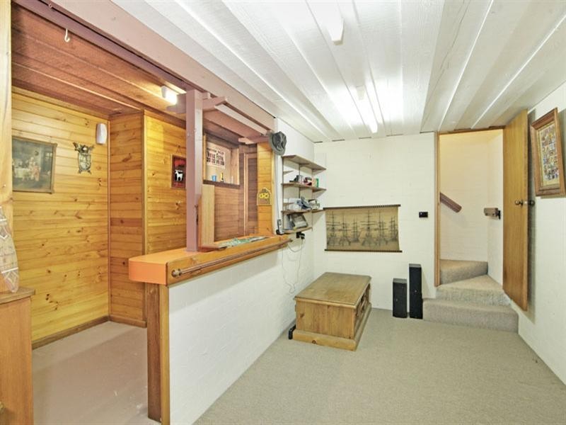 9 Promenade Avenue, Bateau Bay NSW 2261