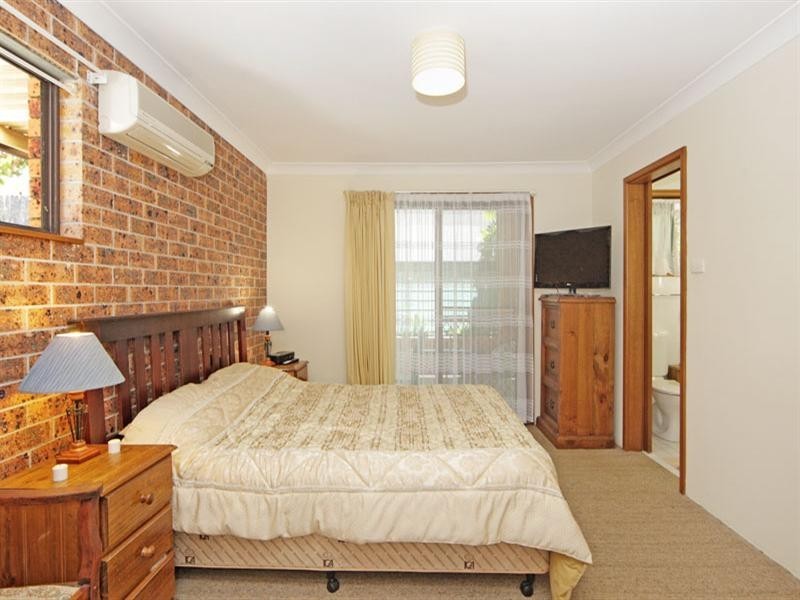 9 Promenade Avenue, Bateau Bay NSW 2261