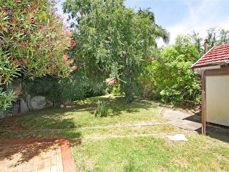 154 Ocean Parade, Blue Bay NSW 2261