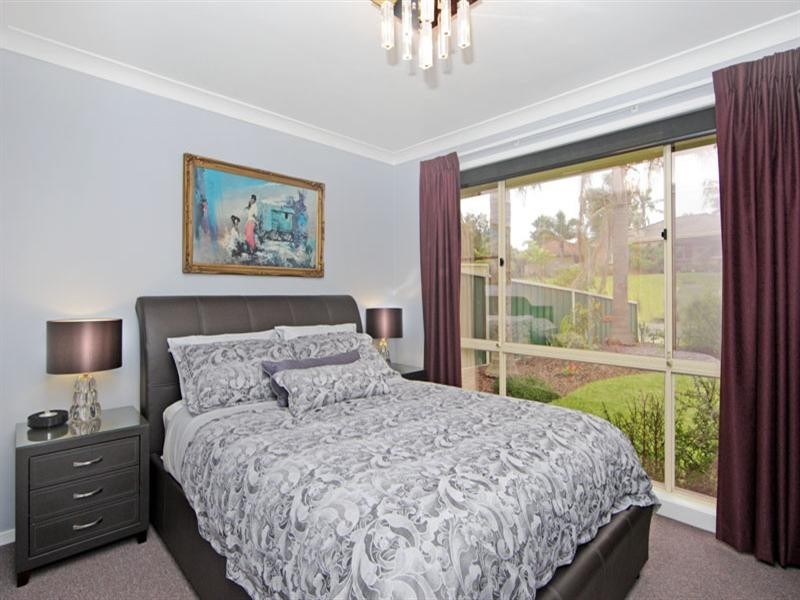 31 Lancaster Parade, Bateau Bay NSW 2261
