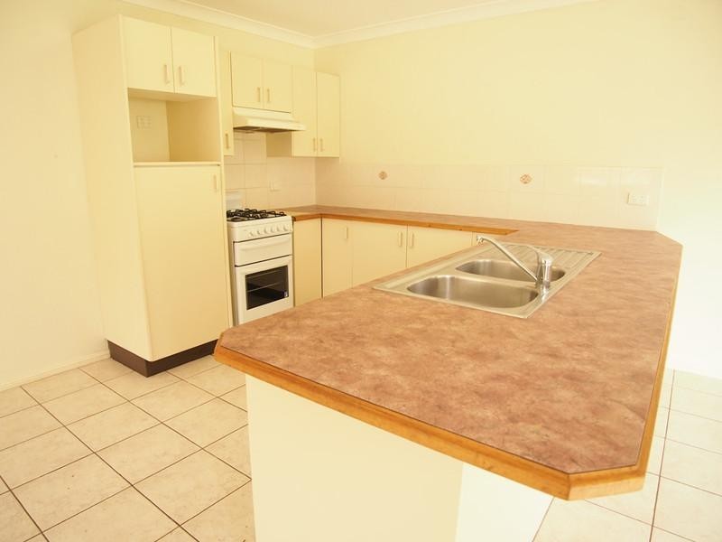 17 Kathleen Court, Berkeley Vale NSW 2261