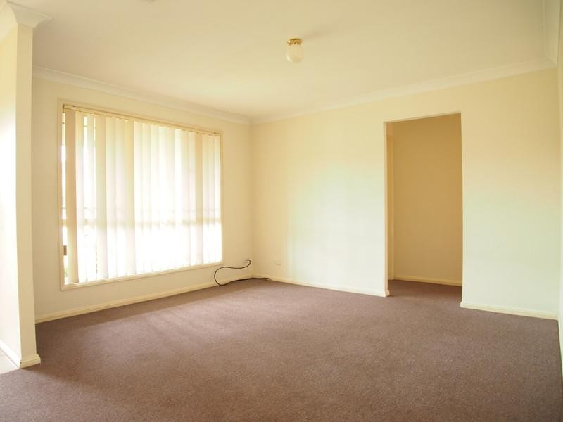 17 Kathleen Court, Berkeley Vale NSW 2261