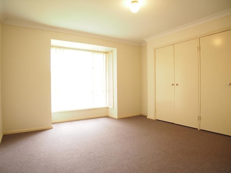 17 Kathleen Court, Berkeley Vale NSW 2261