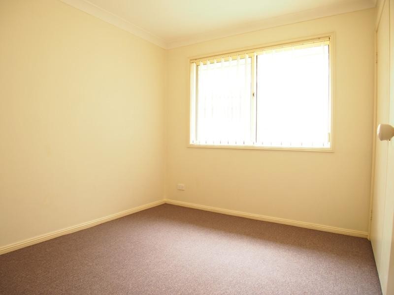 17 Kathleen Court, Berkeley Vale NSW 2261