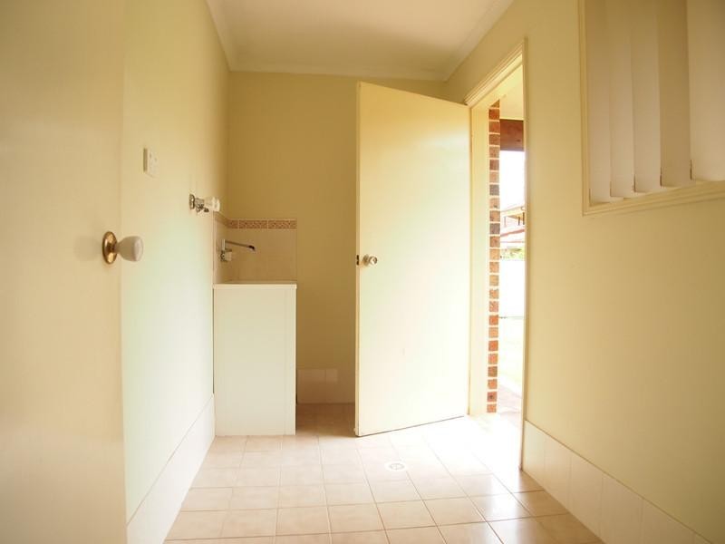 17 Kathleen Court, Berkeley Vale NSW 2261