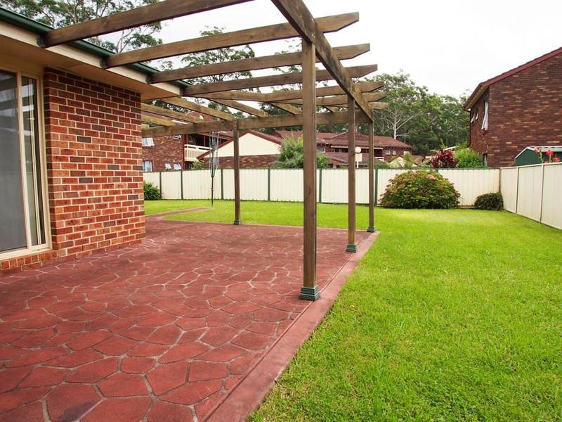 17 Kathleen Court, Berkeley Vale NSW 2261
